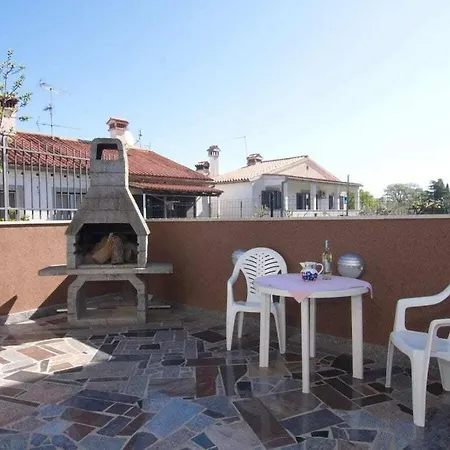 In With Swimming Pool Feriehus