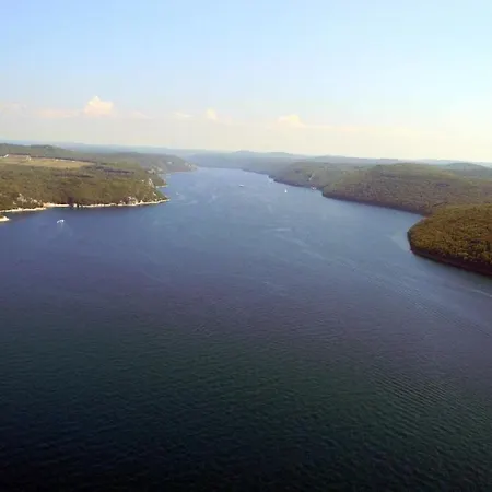 In With Swimming Pool Vikendica