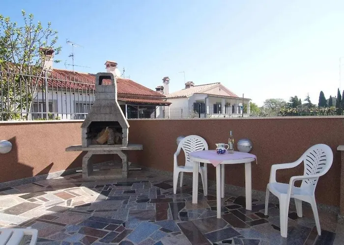 In With Swimming Pool Prázdninový dům